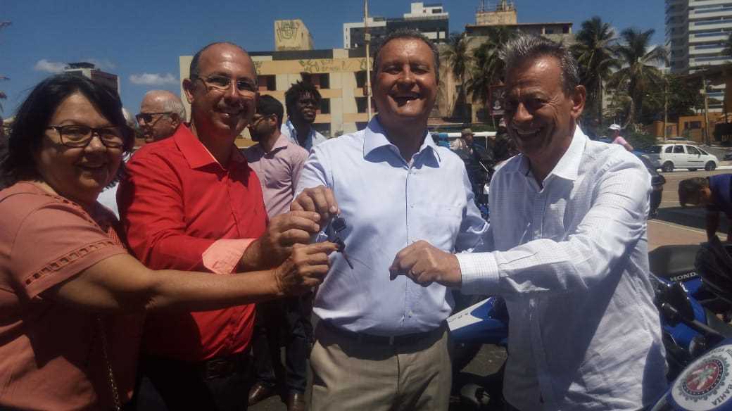 Camacã ganha mais duas Motos e mais uma Viatura da Policia Militar